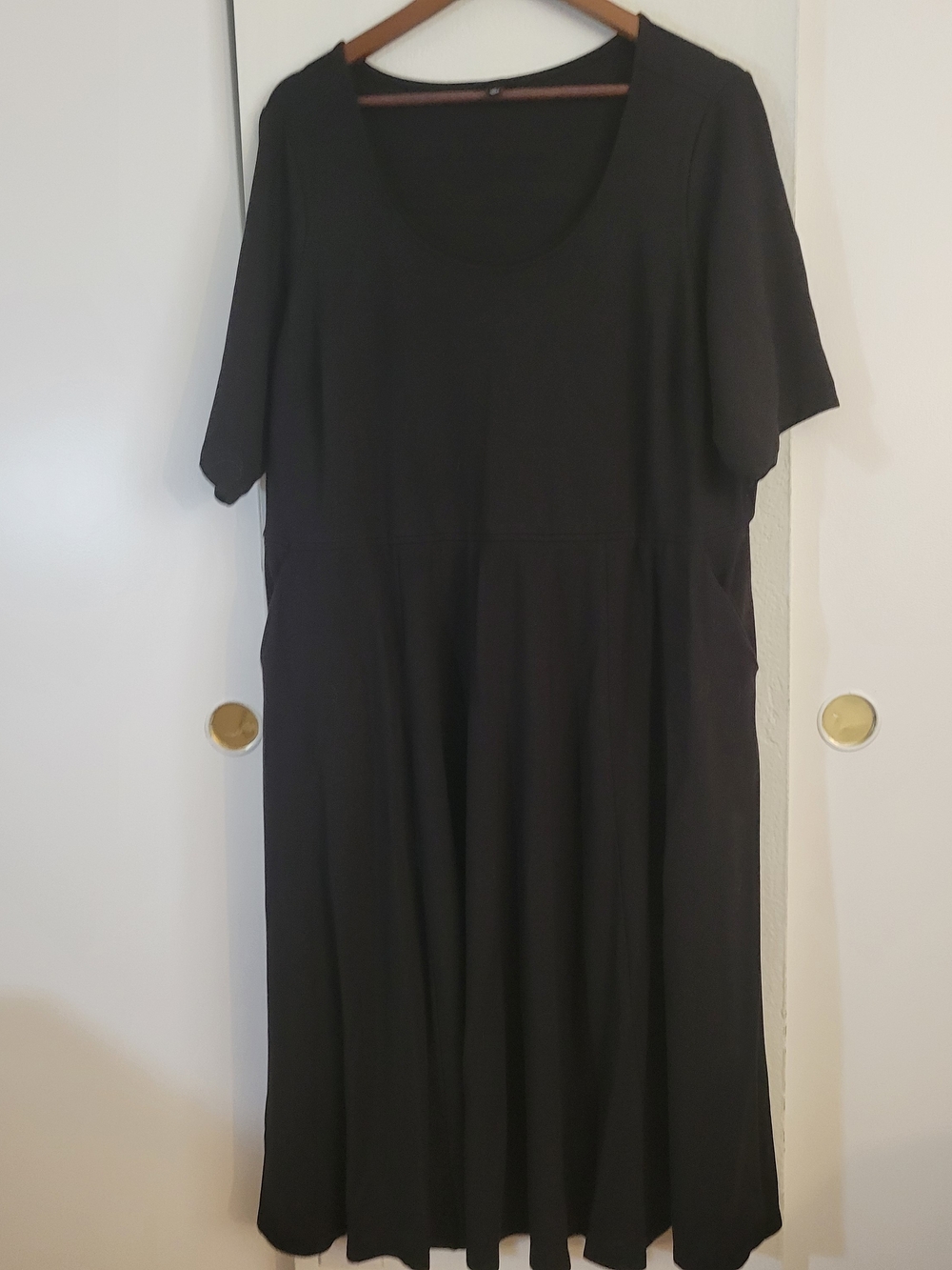 Torrid Black Scoop Neck Midi Dress With Pocktes